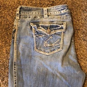 Silver jeans size 22 length 33